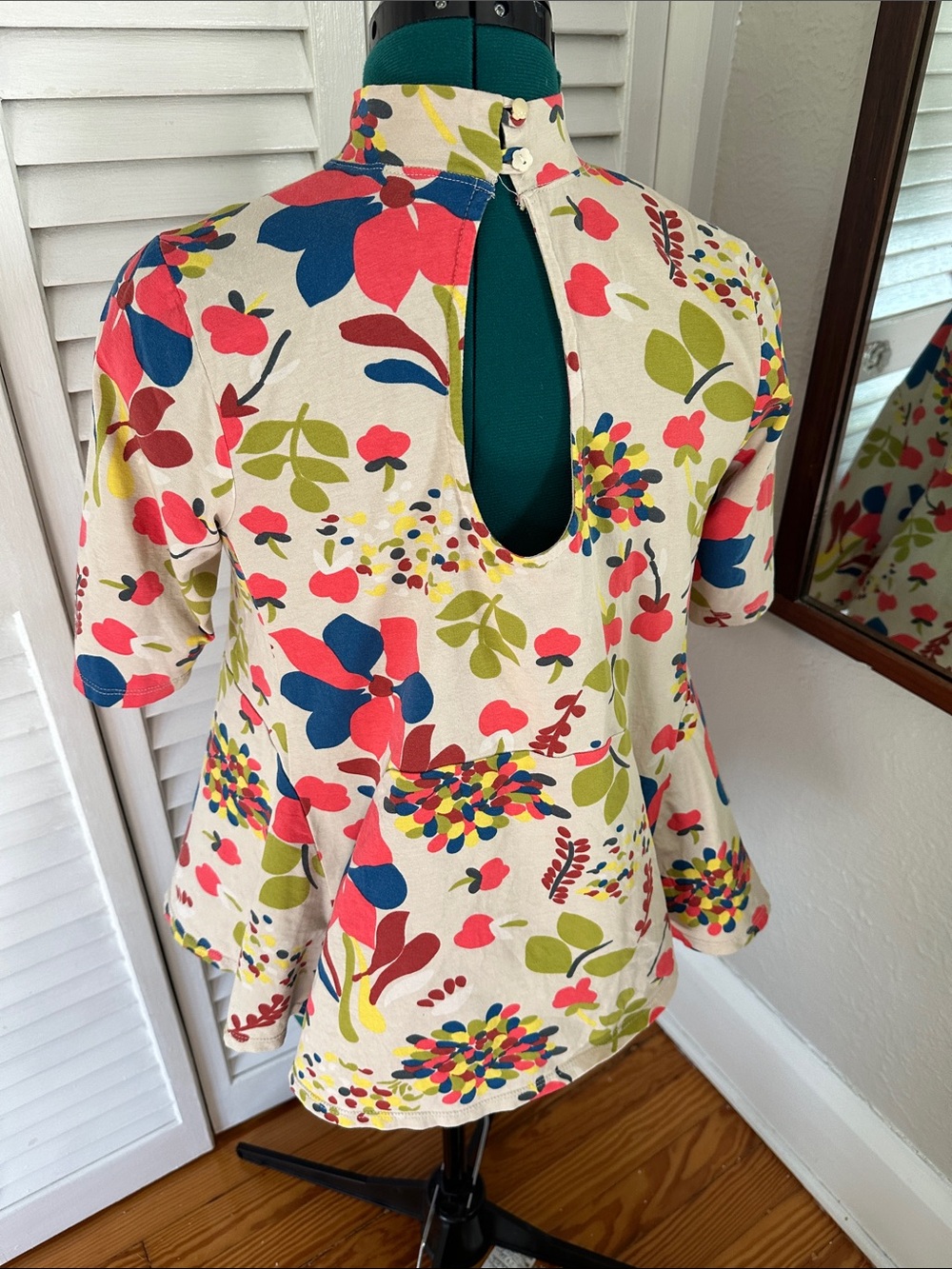 Uncle Frank Cream Tunic with Coral, Navy, Teal & Olive Floral Print - Picture 4 of 5